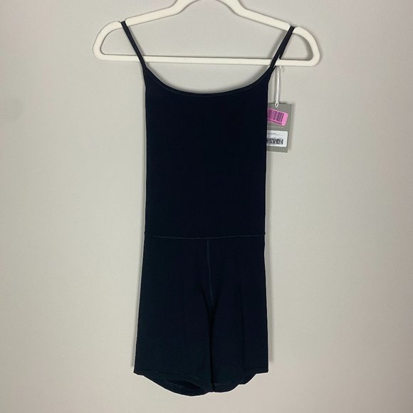 Everlane Black shorts Jumpsuit - Picture 2 of 9